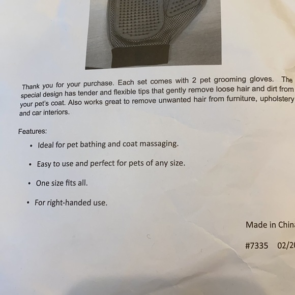 Pet parade hair removing massage pet  grooming Gloves NEW - Picture 2 of 6